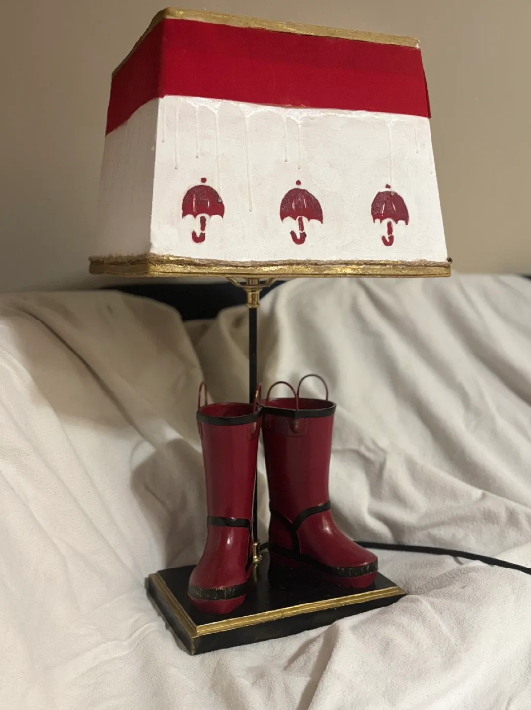 Funky kids Lamp - Unique Decor! image indicator(2)