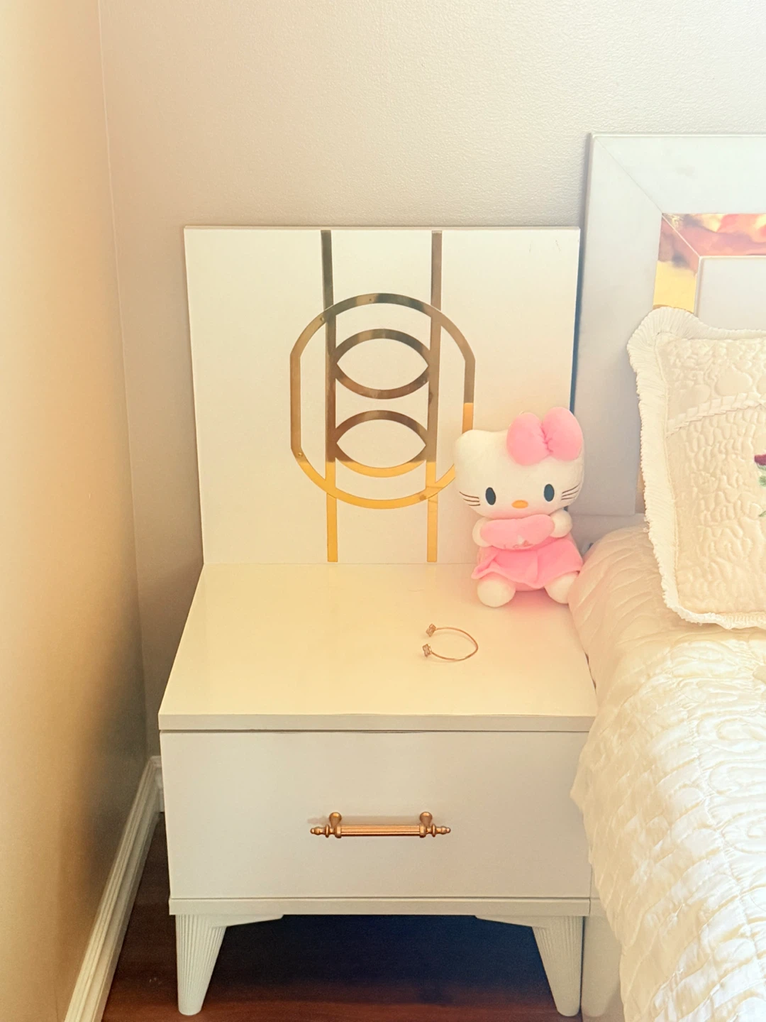 Vanity for sale - photo 5