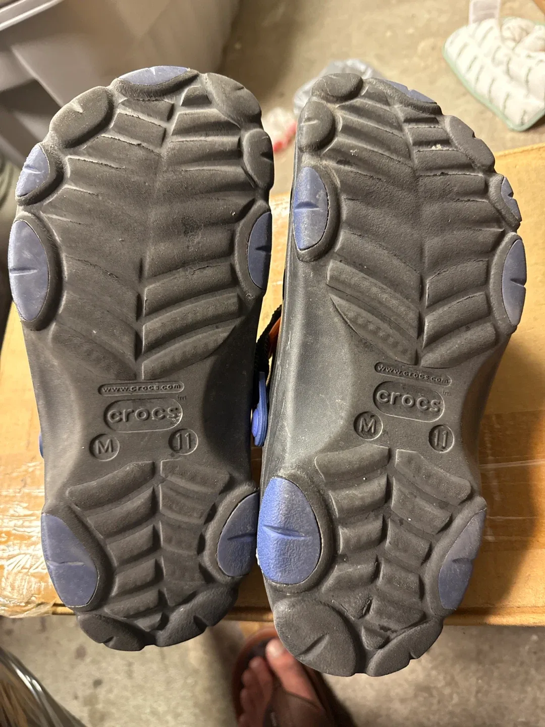 Crocs Space Jam Tune Squad Clogs - Size 11 image indicator(3)