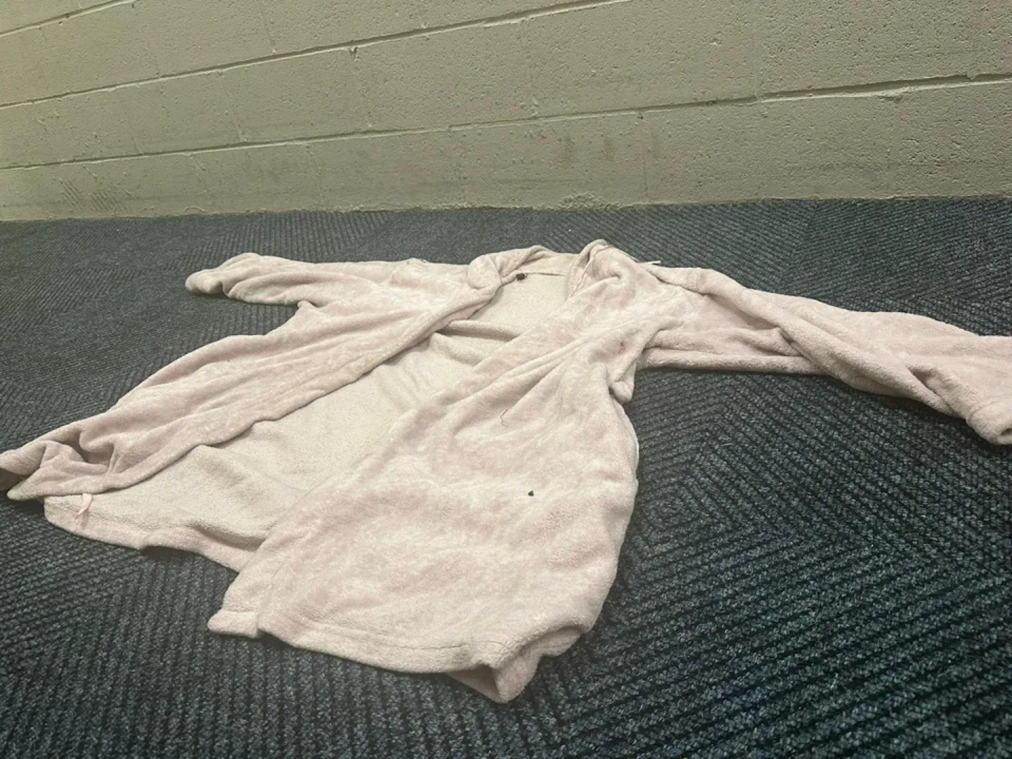 Pink Robe - Cozy & Soft! thumbnail