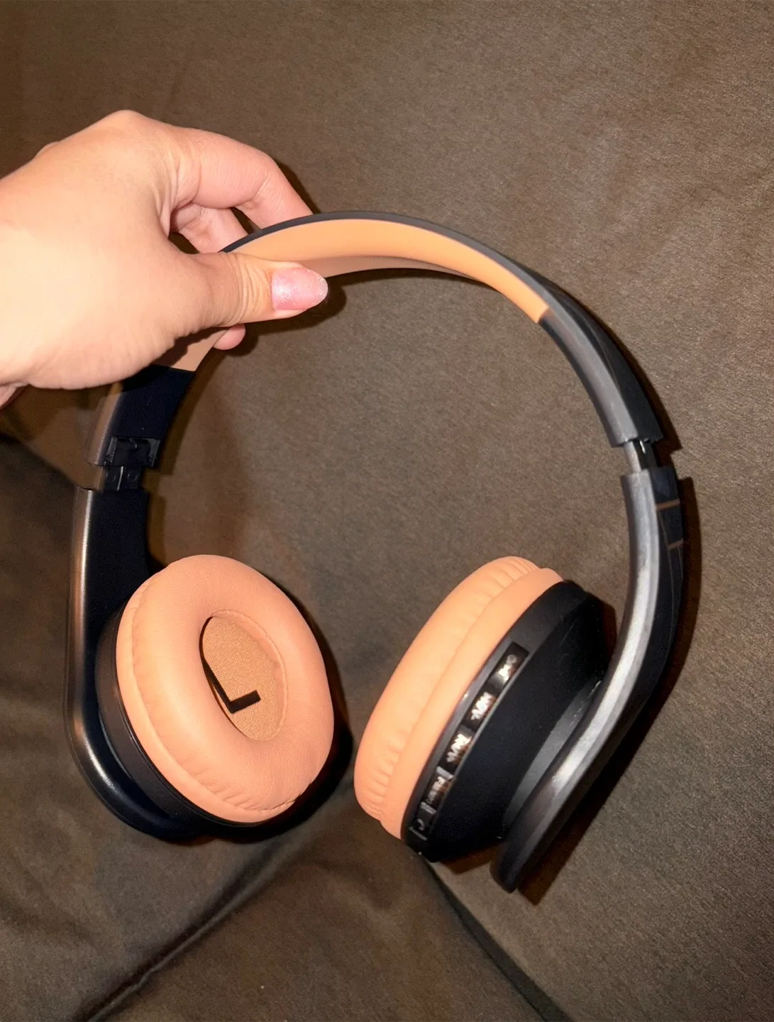 PowerLocus Black and Peach Headphones with Case image indicator(2)