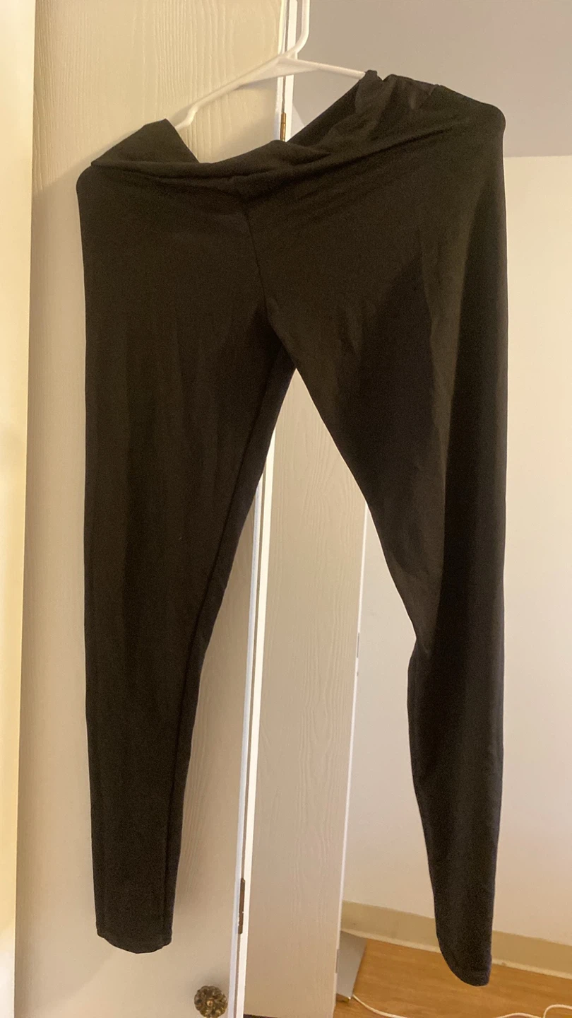 Black silky leggings