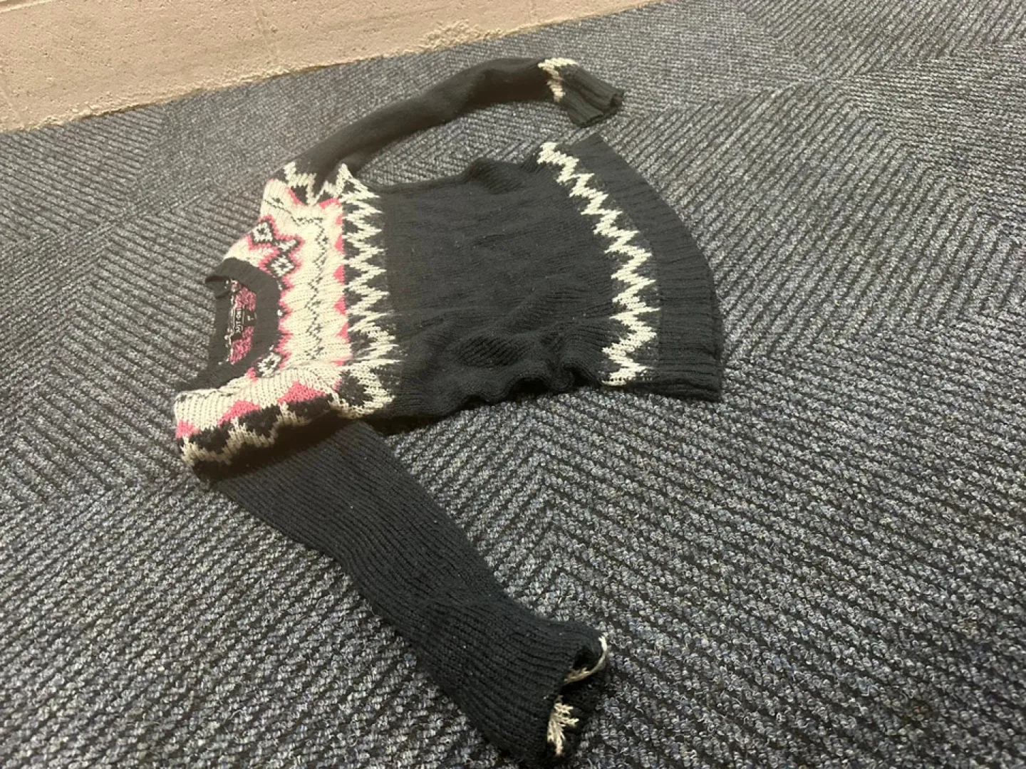 Sweater - Black thumbnail