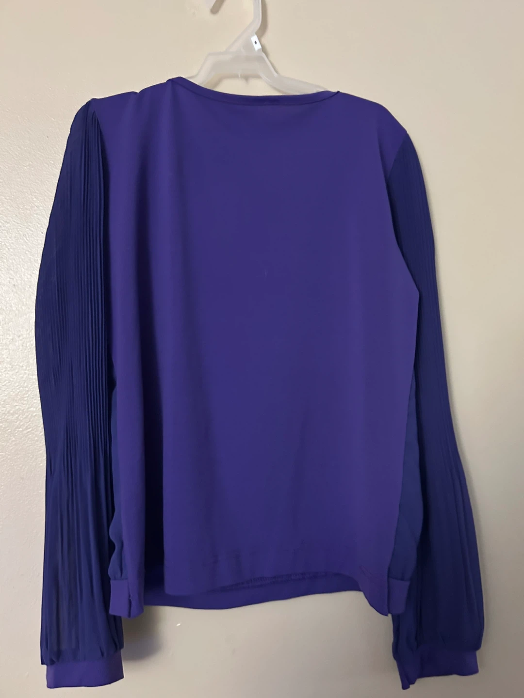 Pretty Purple Blouse fits Woman’s Medium - photo 3