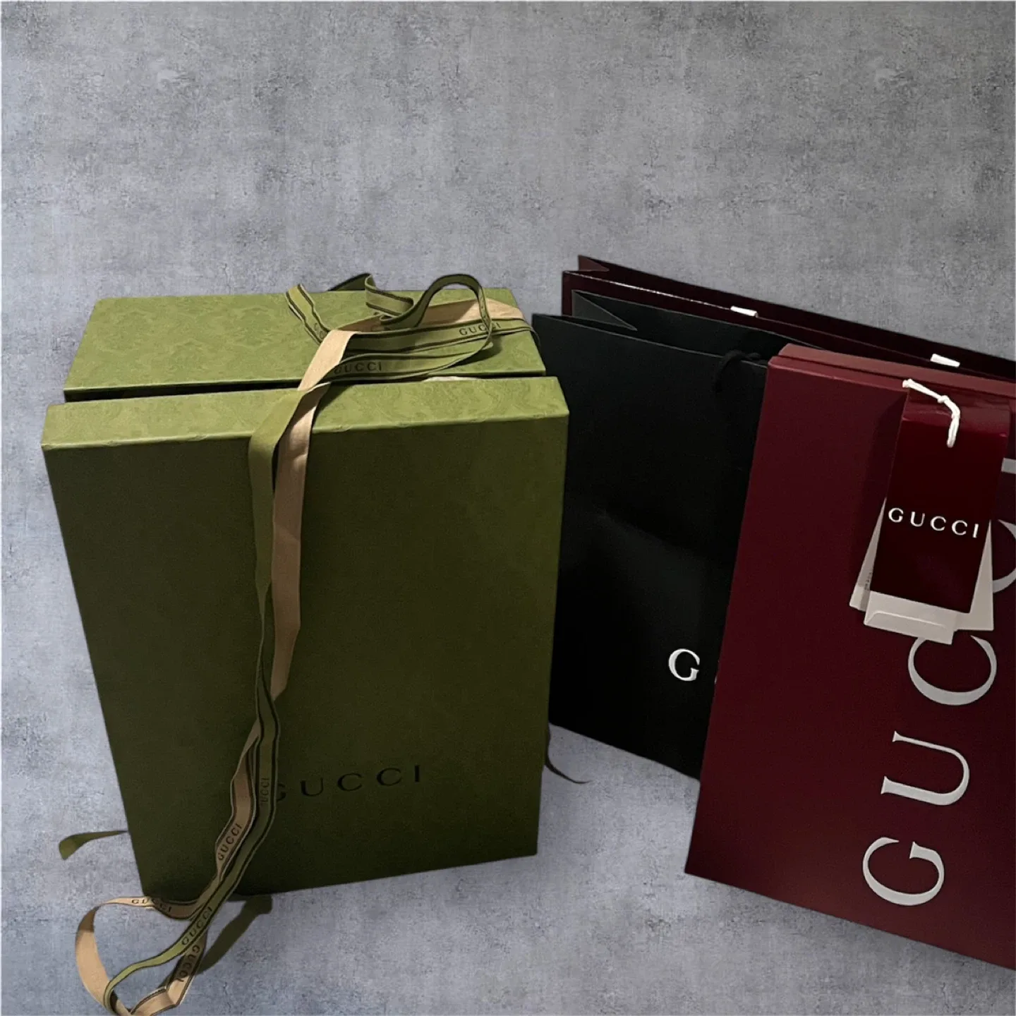 Gucci Box and Shopping Bag Set image indicator(7)
