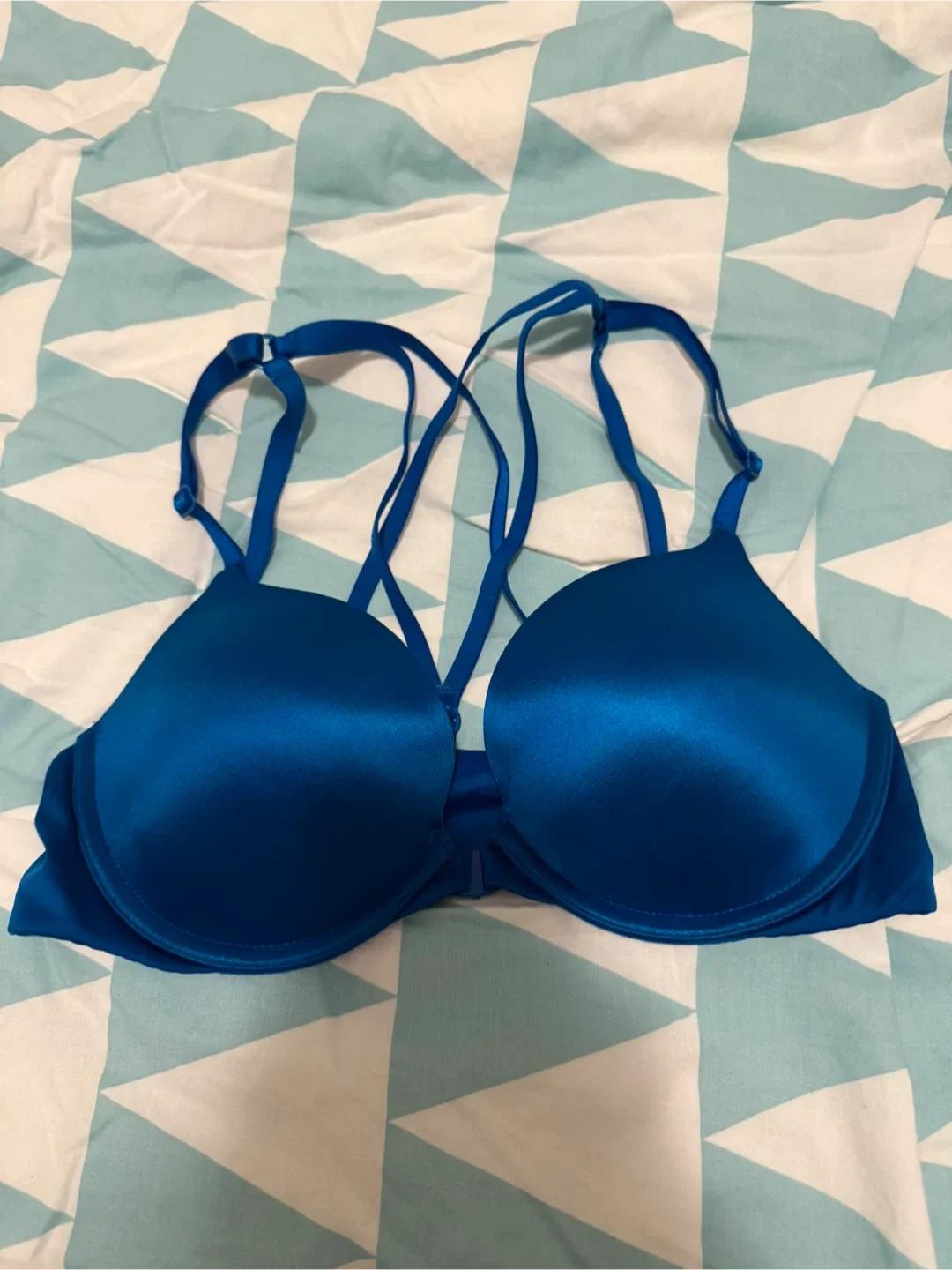 Victoria's Secret Very Sexy Push-Up Bra - 32C thumbnail