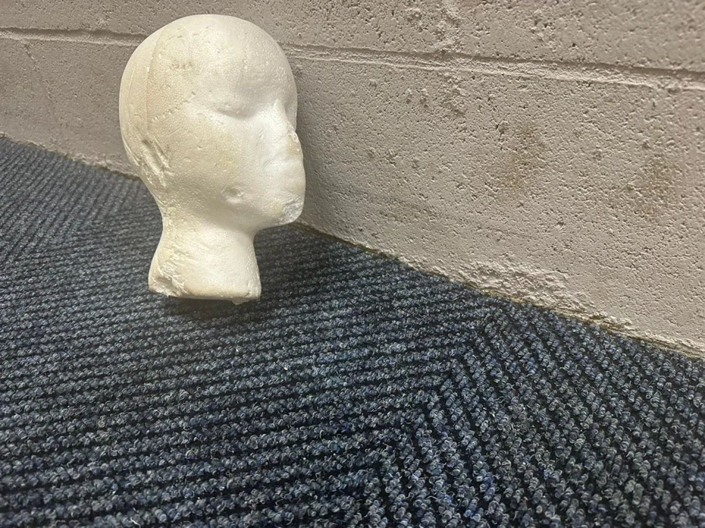 Mannequin thumbnail