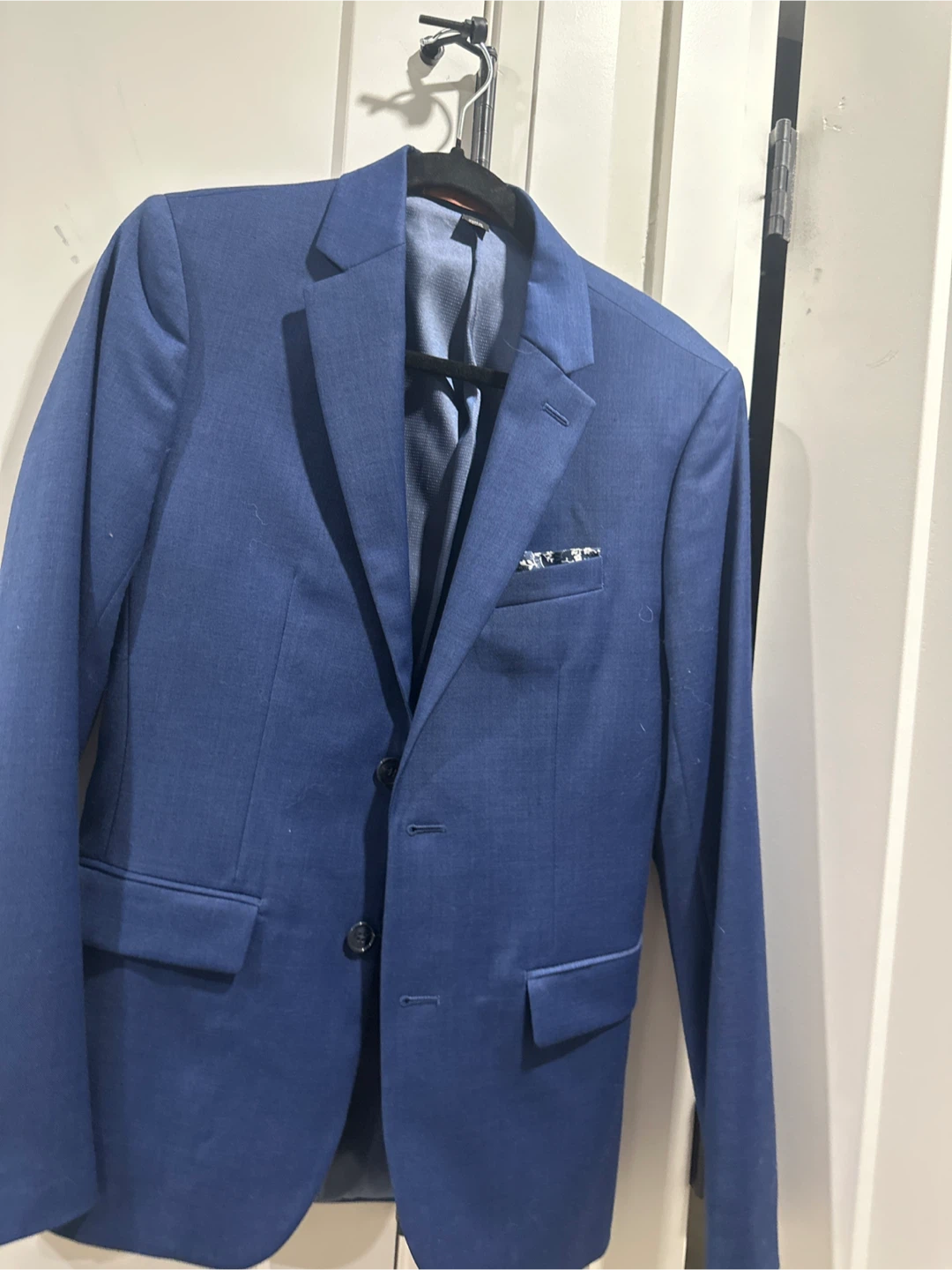 RW&CO. Blue Tailored Fit Blazer