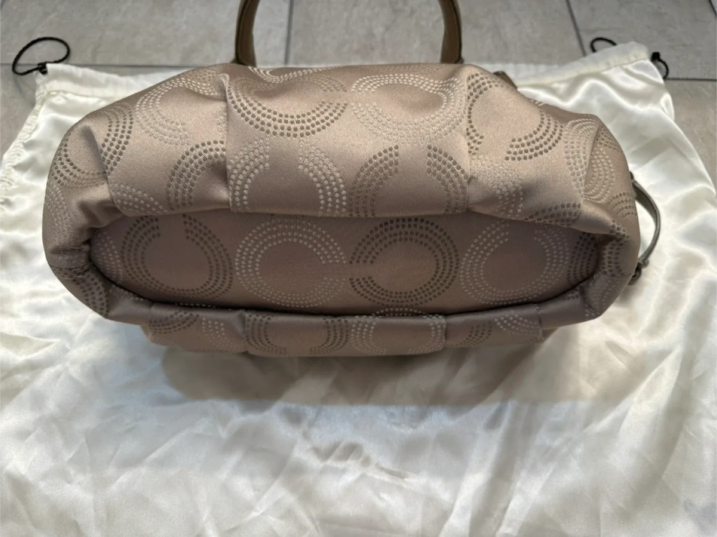 Coach Madison Dotted Beige Handbag Purse image indicator(2)