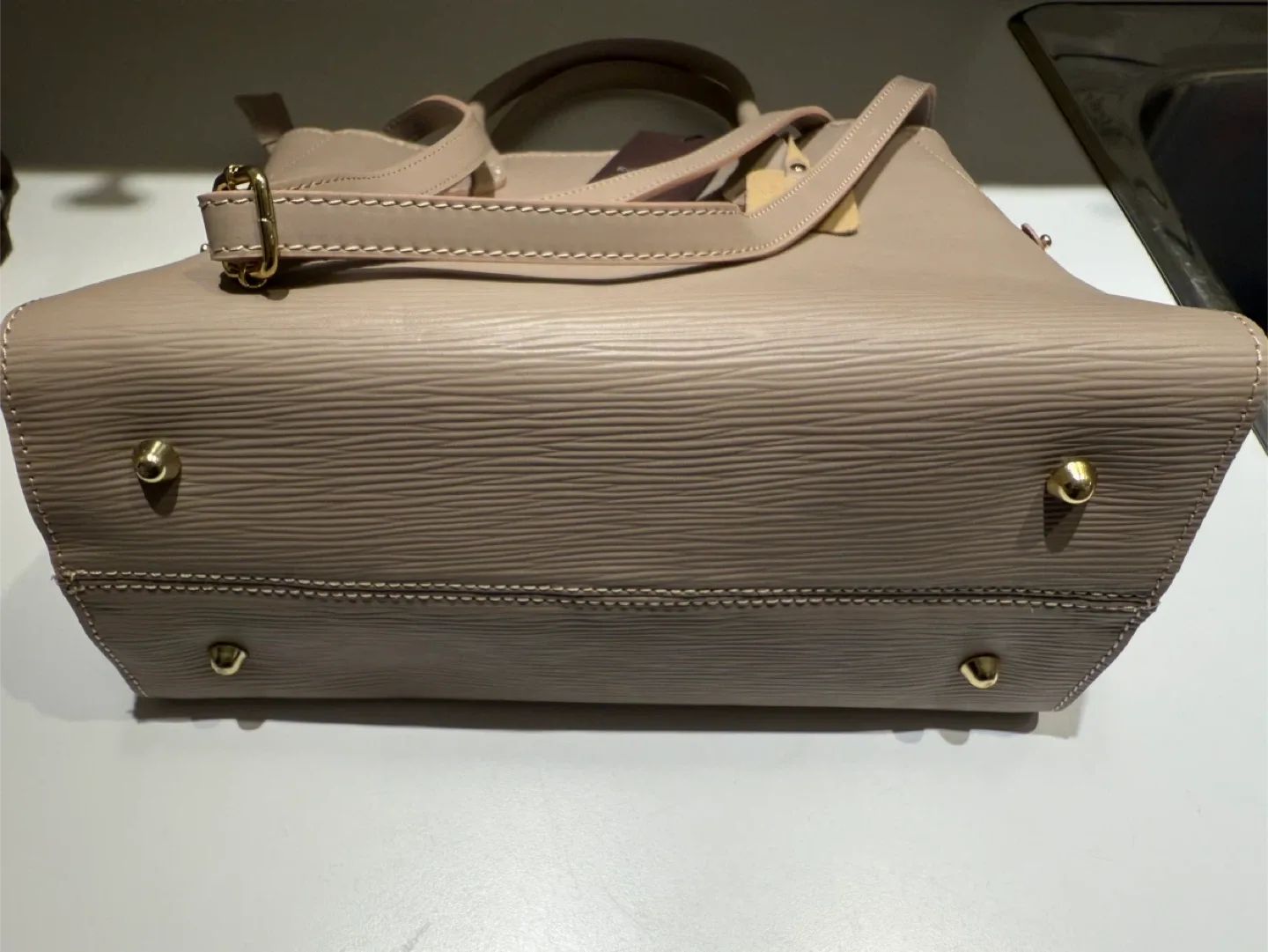 Ron White Newcastle Nude Leather Purse Handbag - new with tags image indicator(2)