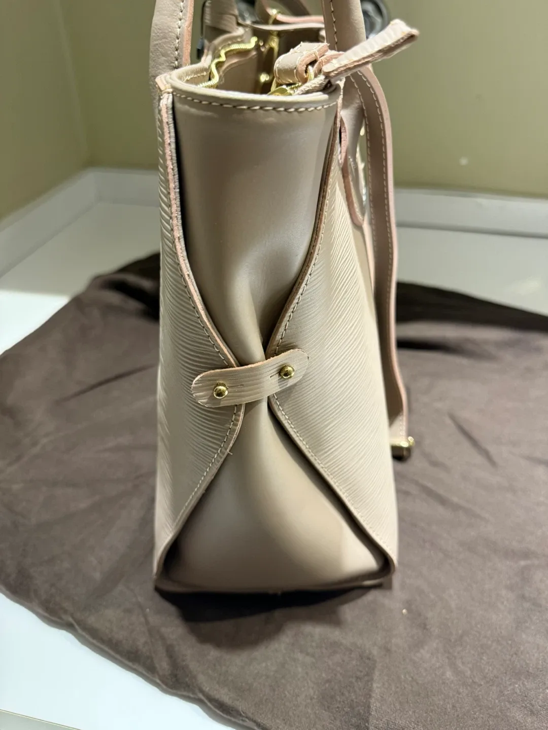 Ron White Newcastle Nude Leather Purse Handbag - new with tags image indicator(10)