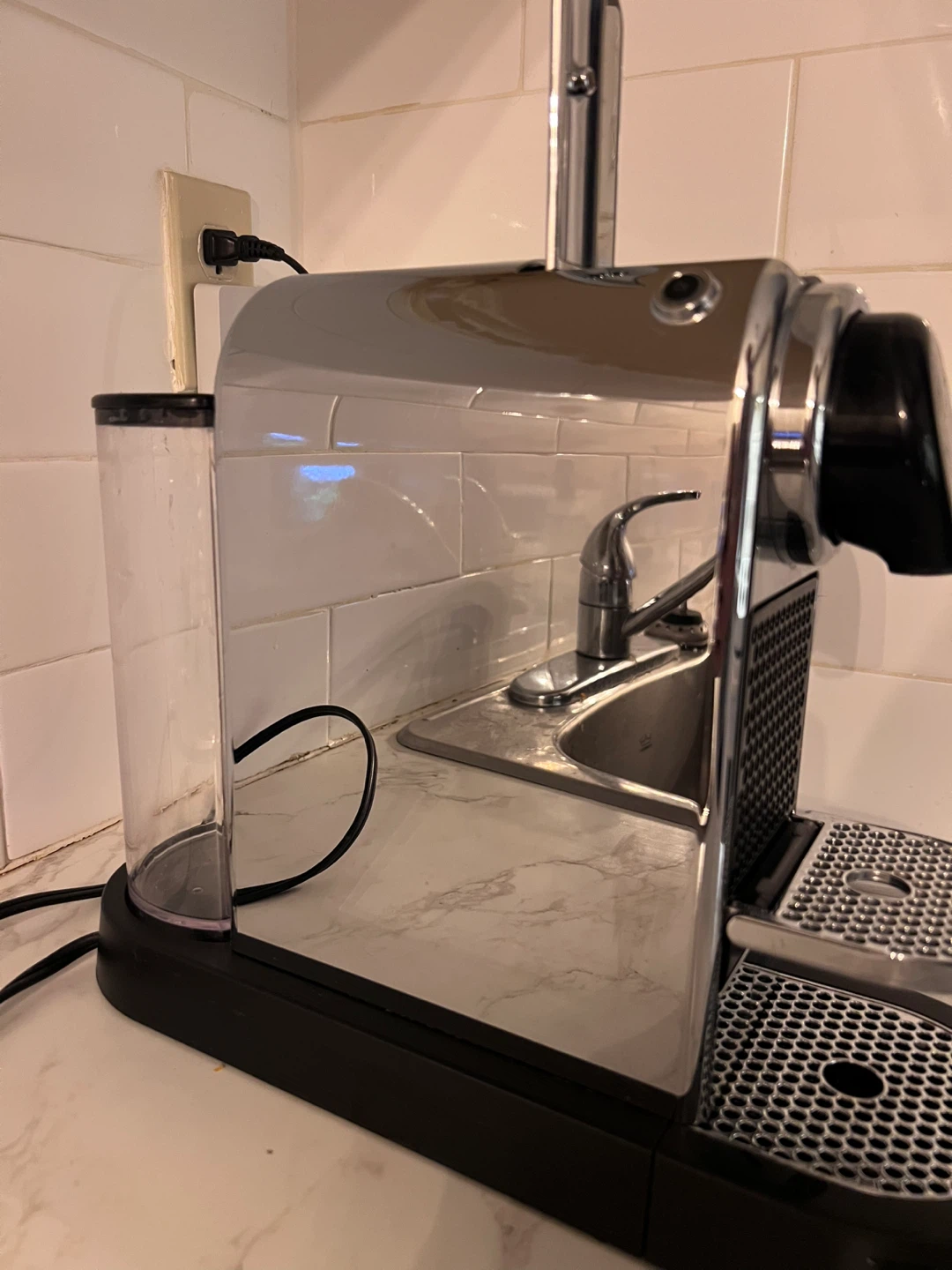 Nespresso citiz Chrome espresso Machine - photo 2