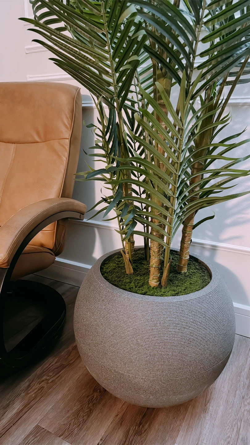 8ft Extra Large Decorative Palm Tree - photo 3