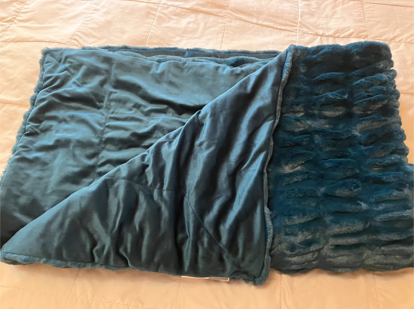 Guillaume Teal Faux Fur Throw Blanket - photo 2