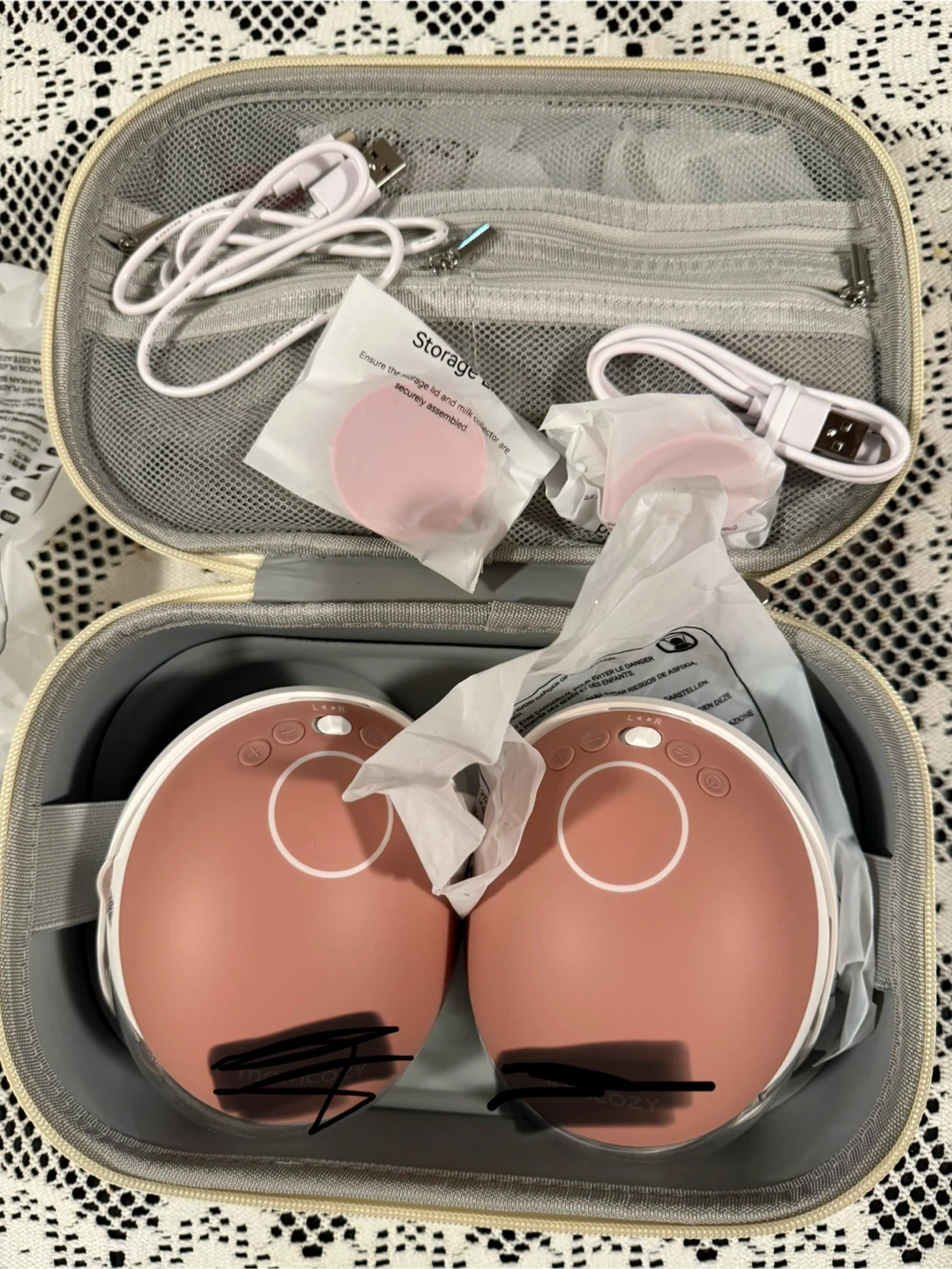 Momcozy Mobile Flow Hands-Free Breast Pumps - New! - photo 4