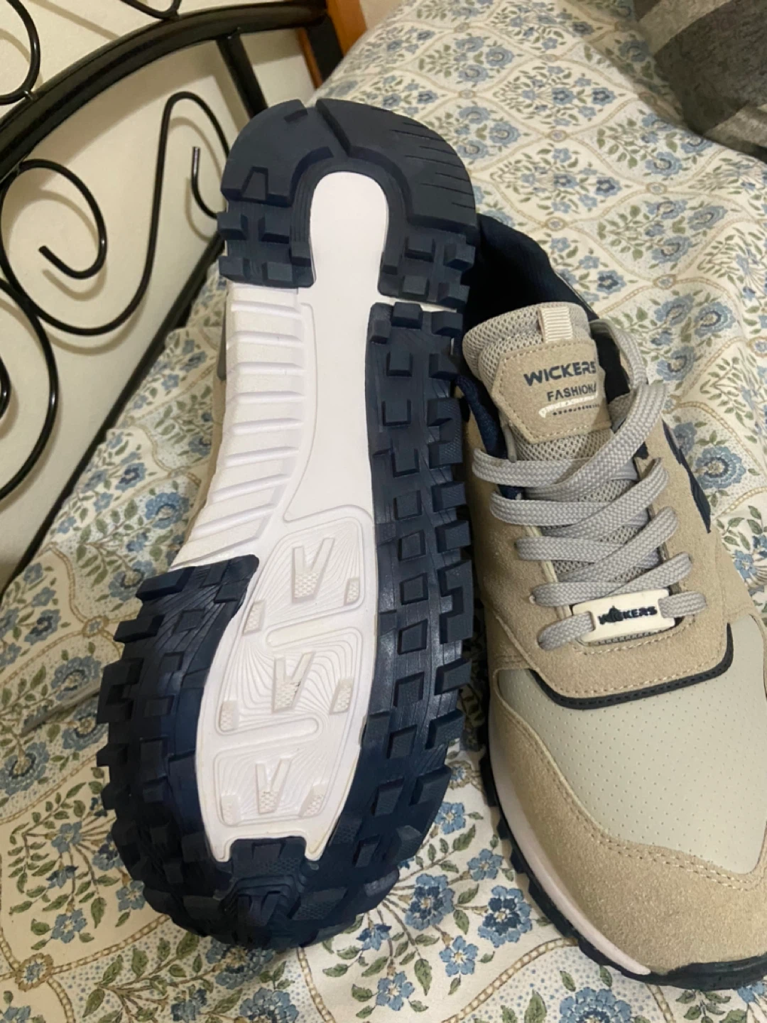 New Wickers Fashion Sneakers - US 8.5 - photo 2