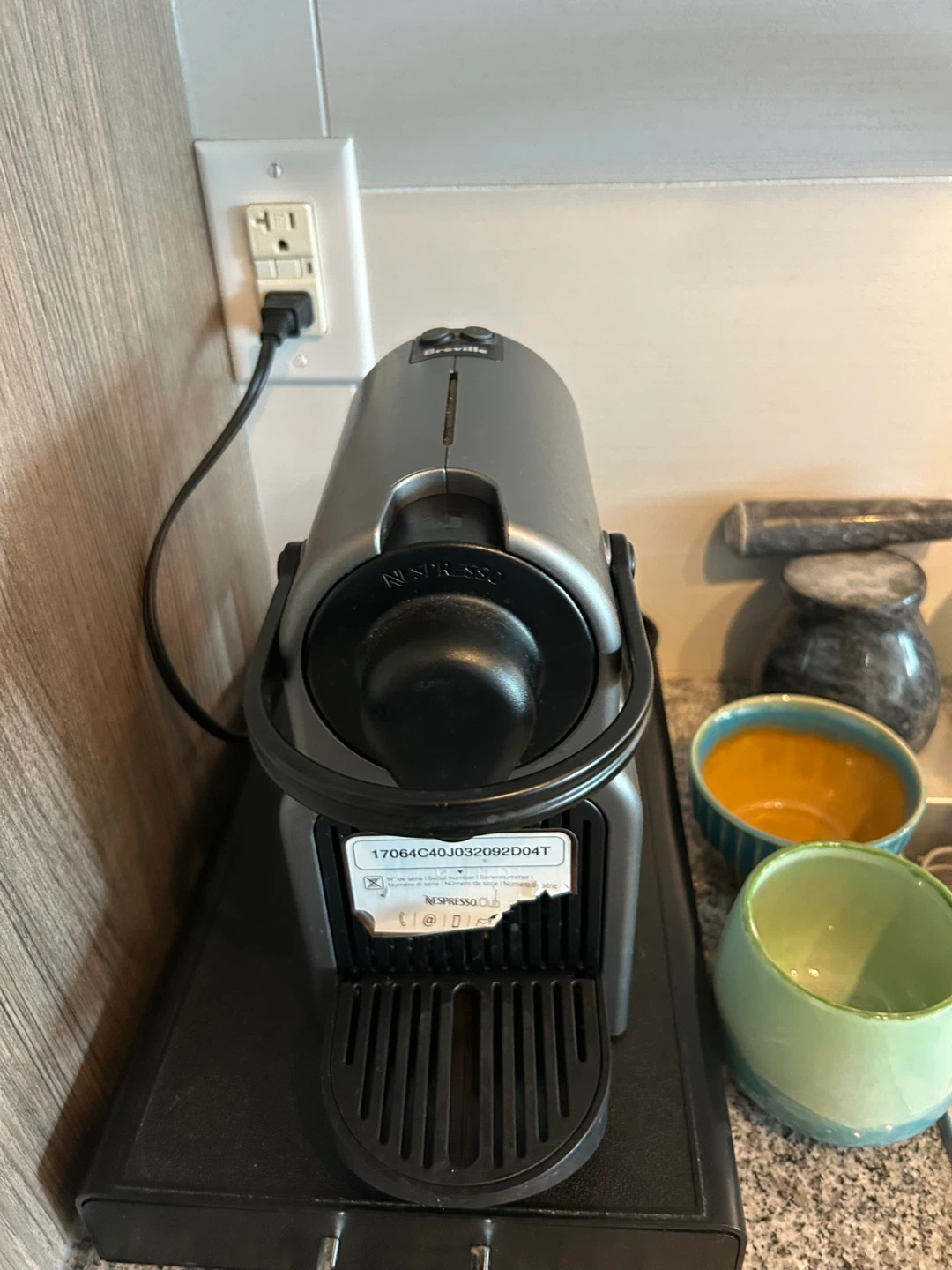 Coffee Machine (Nespresso Breville Inissia Coffee Machine Set) - photo 3