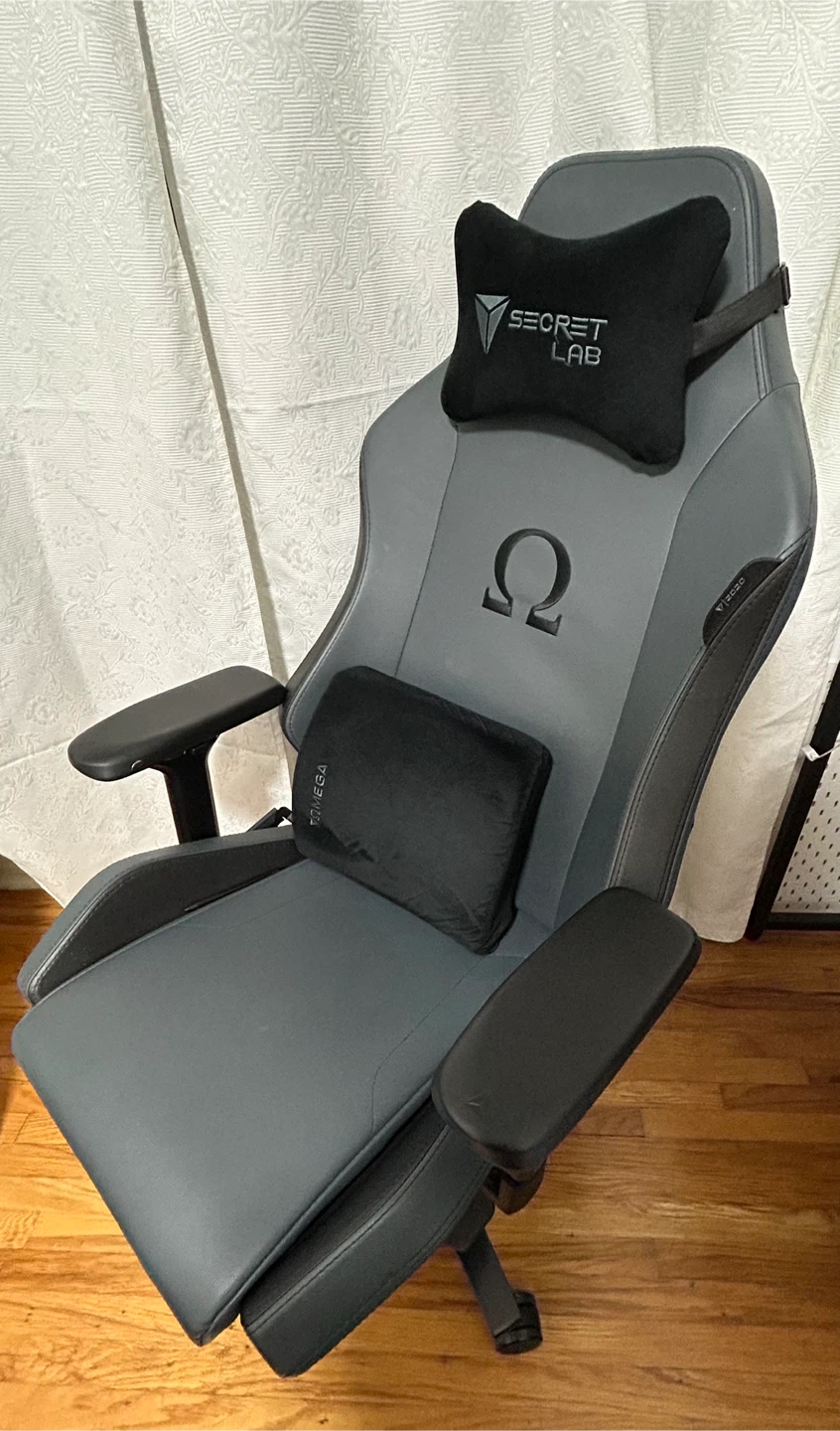 Secretlab Omega Gaming Chair - Black/Grey