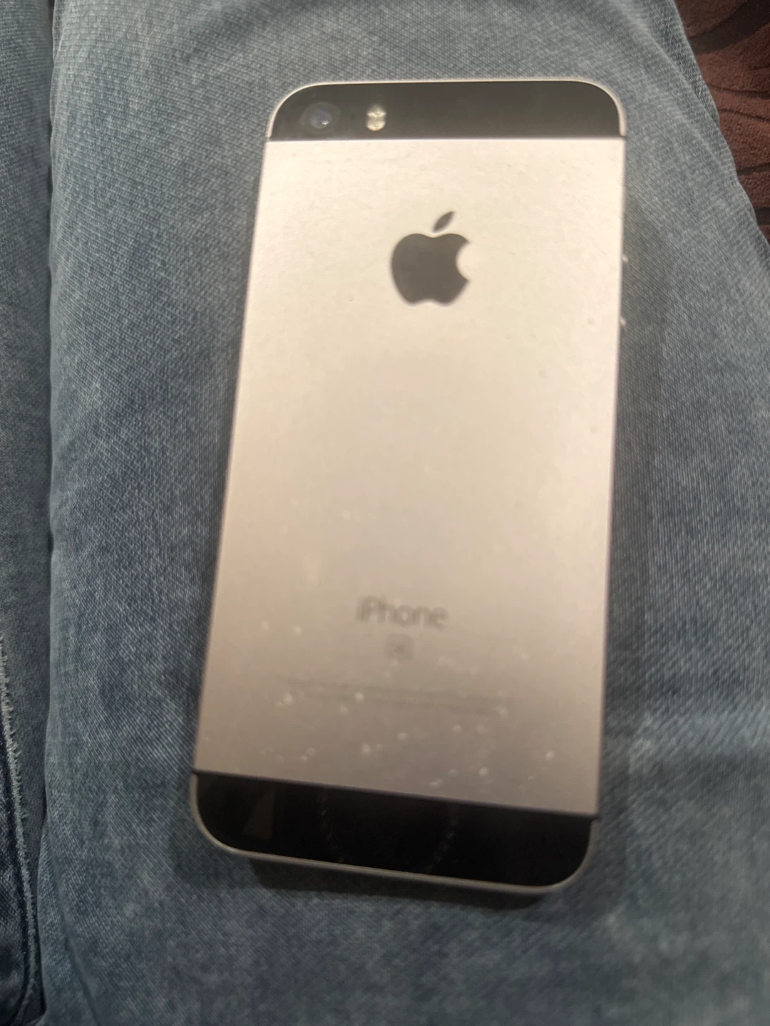 iPhone 5s locked - photo 2