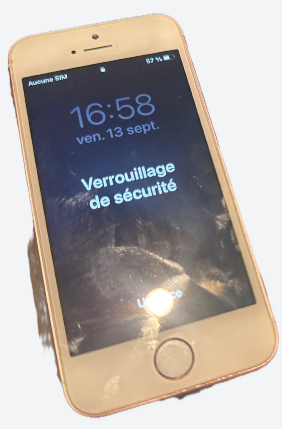 iPhone 5s locked - photo 3