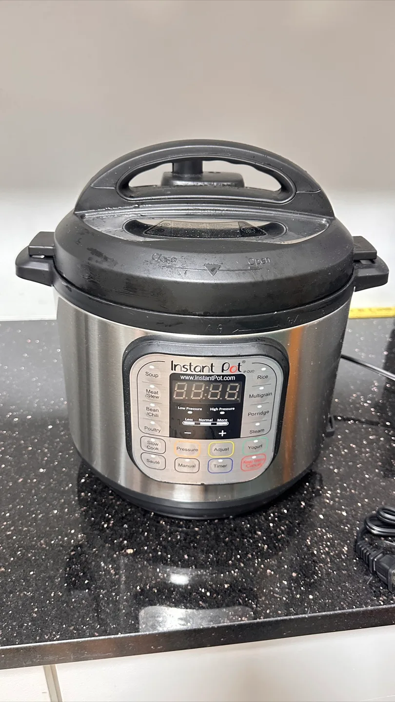 Instant Pot Multi-Use Pressure Cooker