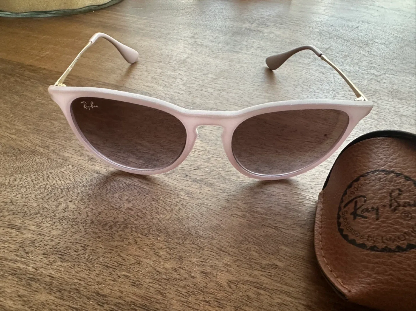 Ray-Ban RB 4171 Erika Sunglasses - Light Pink thumbnail