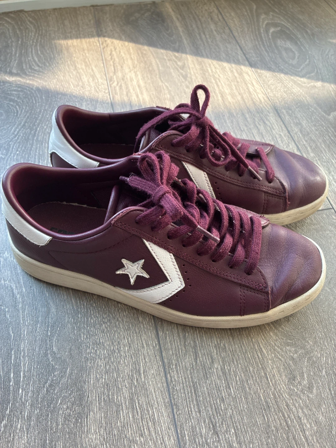 Converse Pro Leather LP Burgundy Sneakers - Size 6