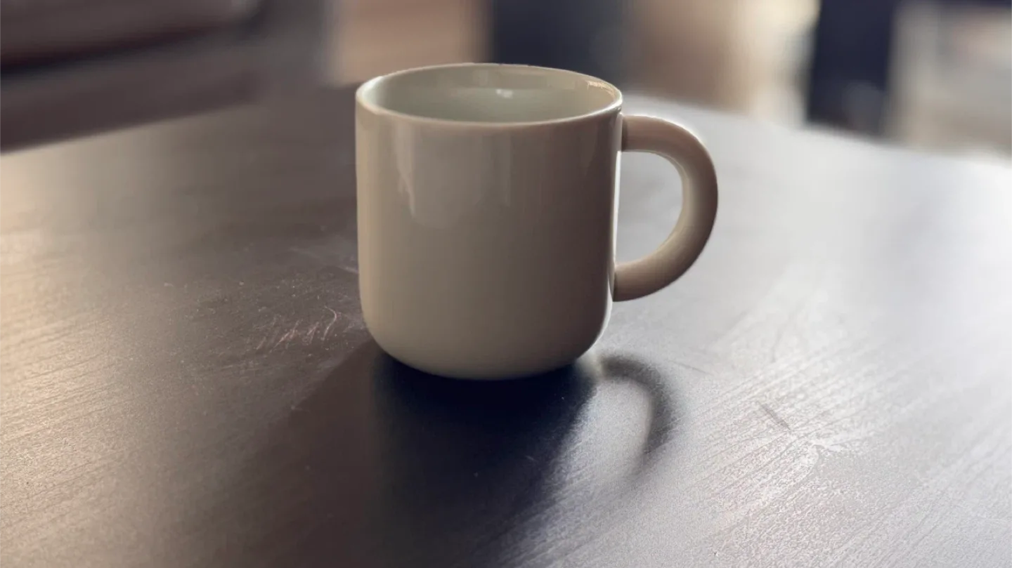 Mugs and Plates Set image indicator(3)