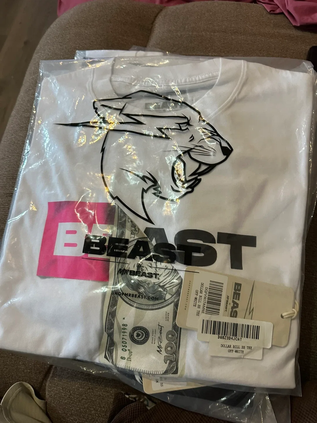 MrBeast Dollar Bill Tee - Size L - White image indicator(2)
