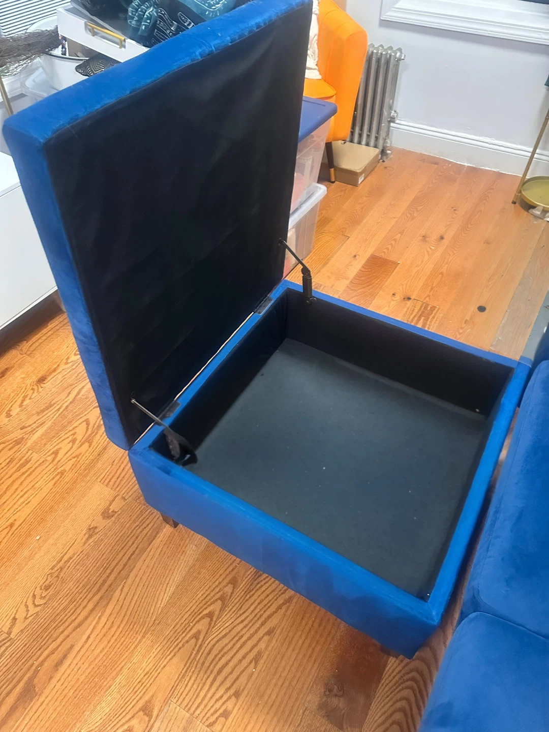 Velvet loveseat and storage ottoman - photo 5