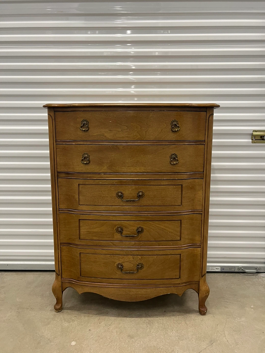 Wooden 5-Drawer Dresser