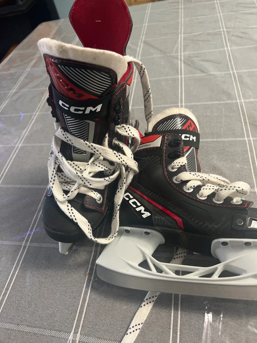 CCM Ice Skates - US Size 11 thumbnail