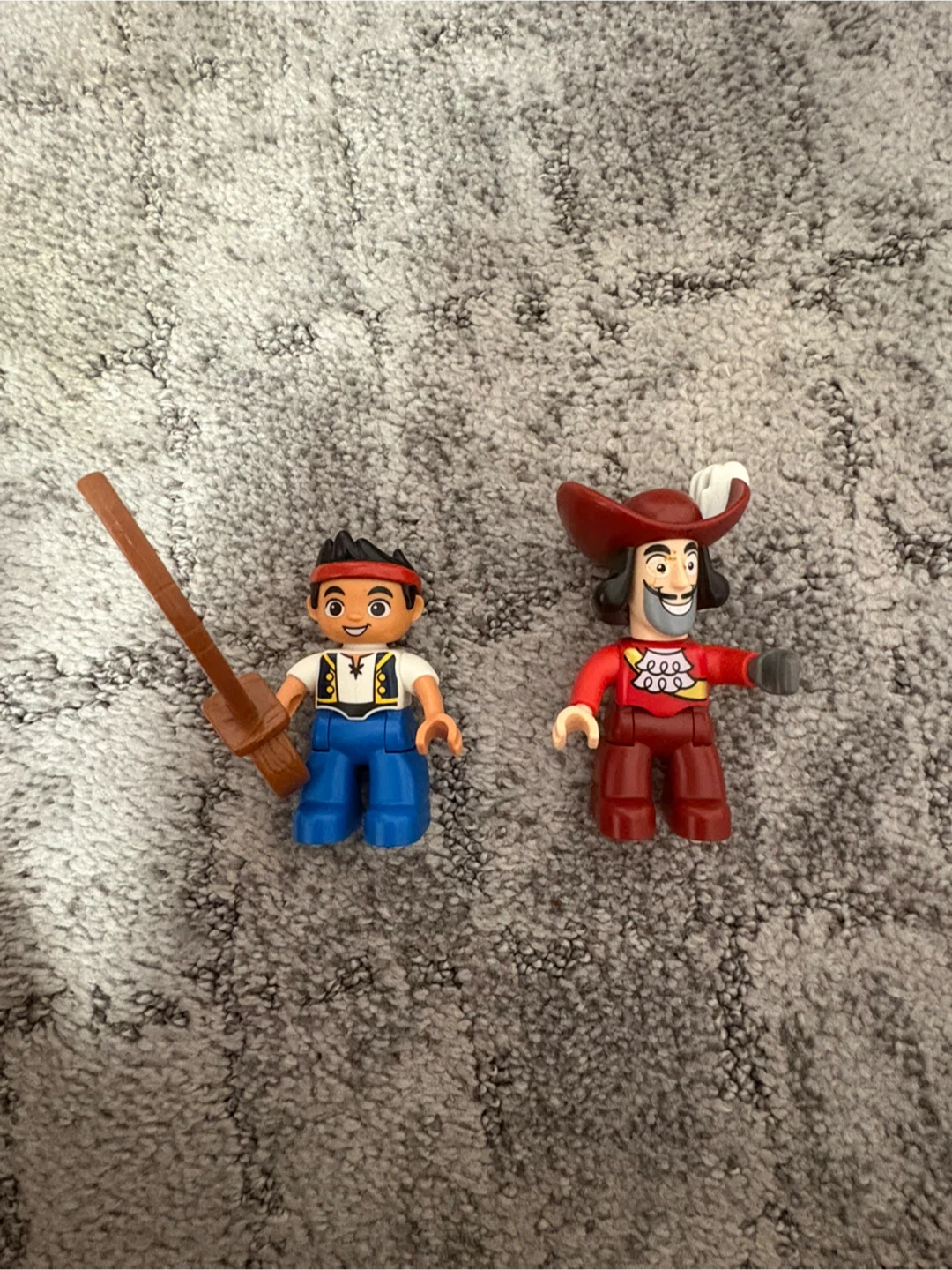 LEGO DUPLO Jake Pirate Ship Bucky Set - photo 4