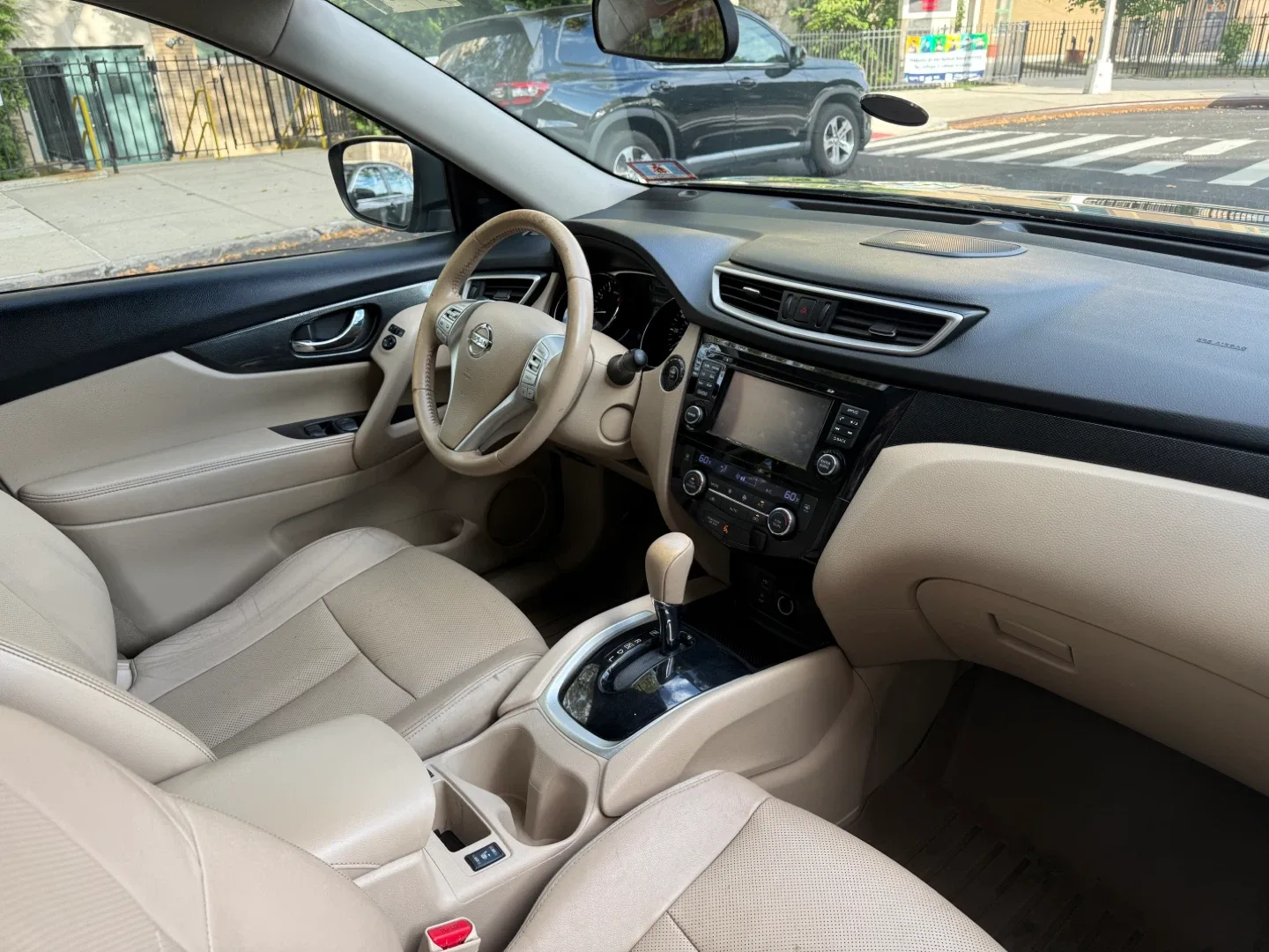 2014 Nissan Rogue sl image indicator(6)