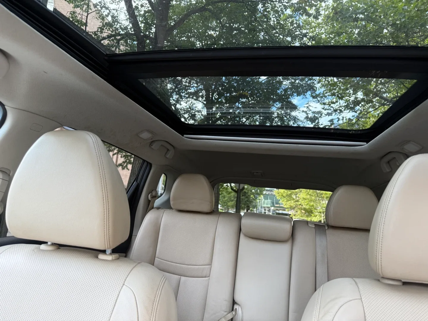 2014 Nissan Rogue sl image indicator(10)