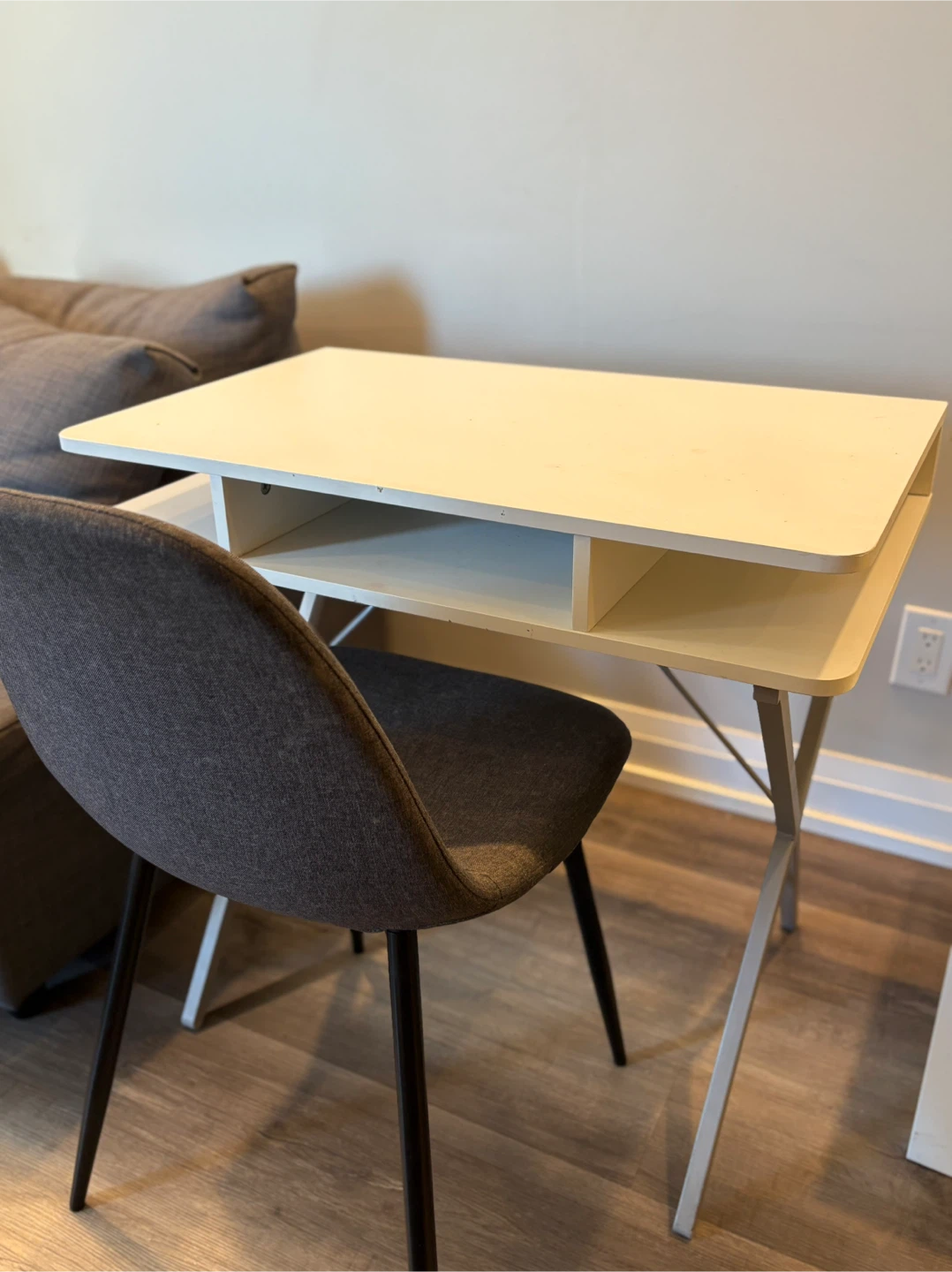 Desk and Chair Set - photo 5