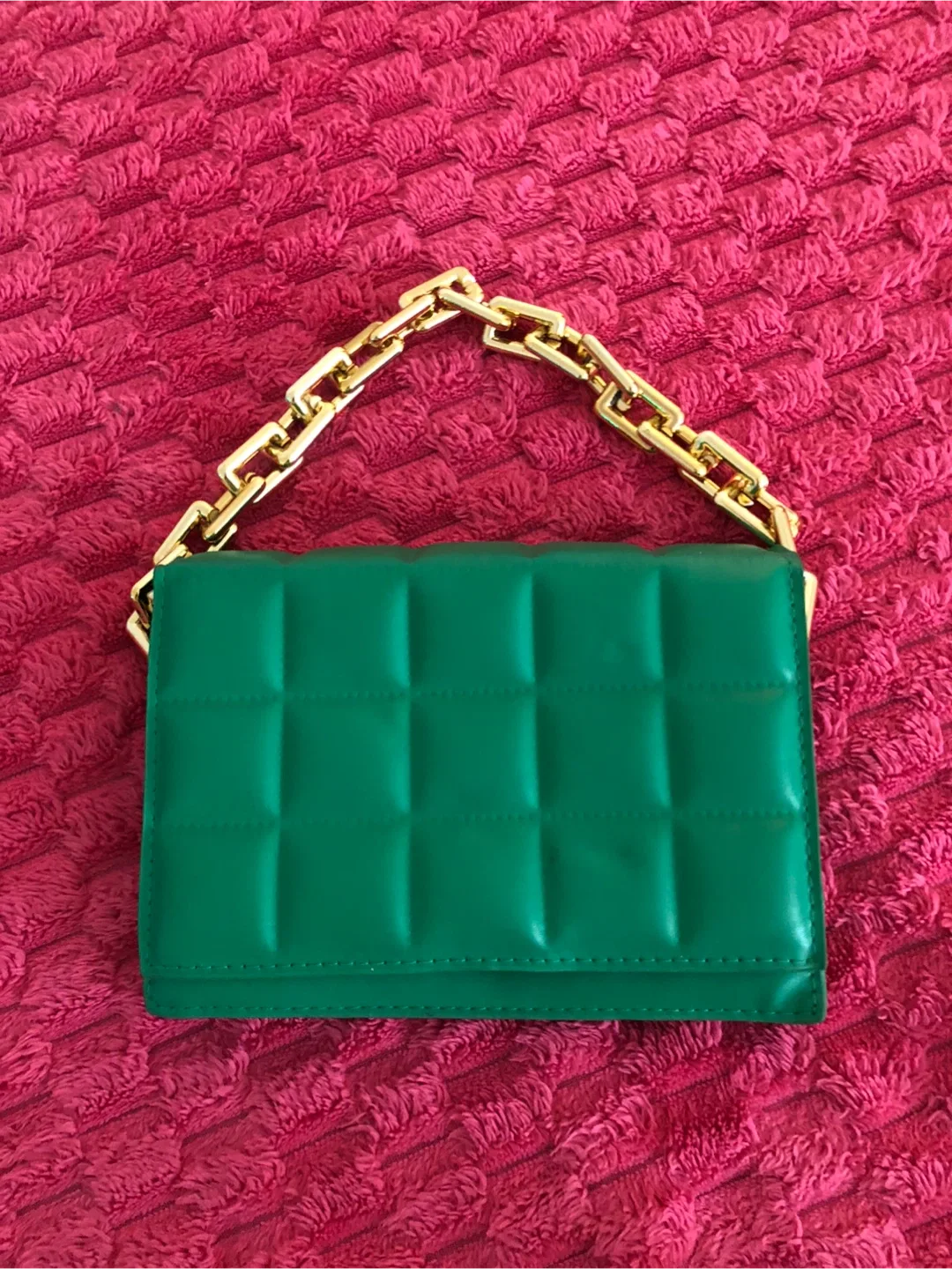 Green Quilted Chain Bag thumbnail