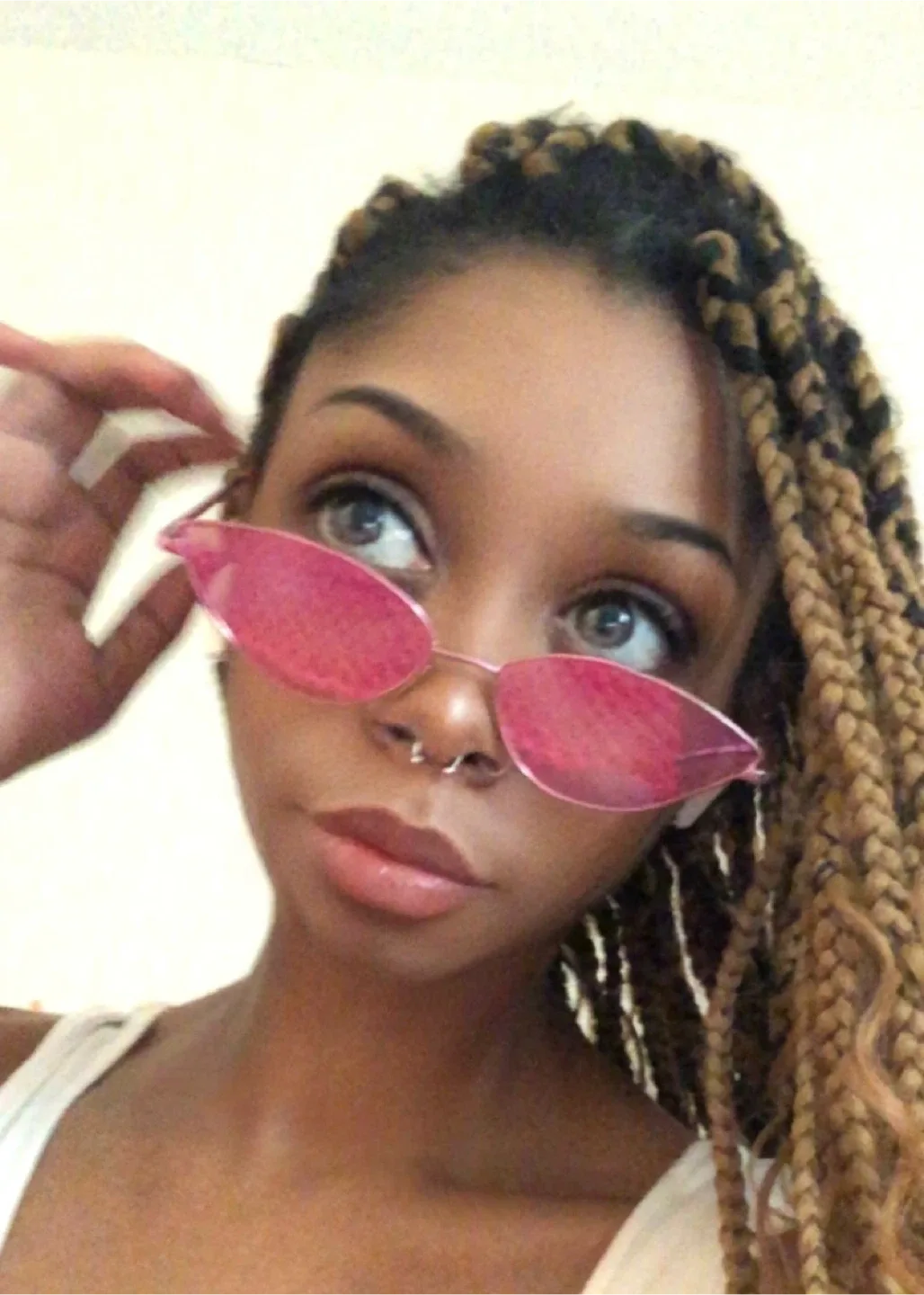 Cat Eye Sunglasses image indicator(2)