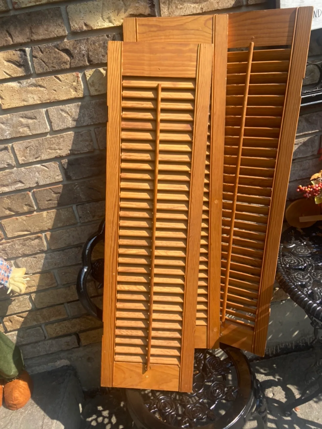 3pc Wooden Shutters thumbnail