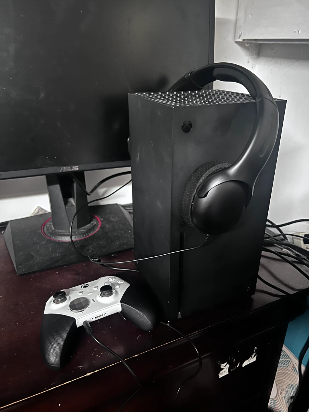 Xbox Series X w/ Elite controller