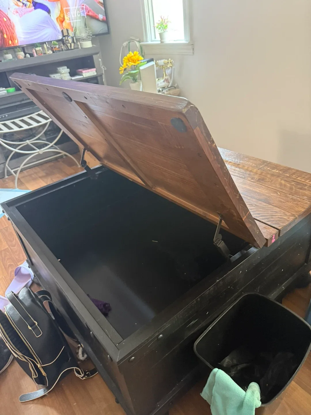 Lift Top Coffee Table - Wood & Black image indicator(2)