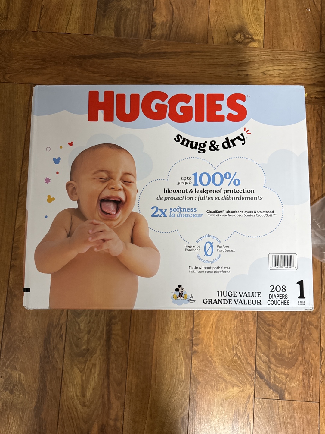 Huggies Snug & Dry Diapers - 208 Count