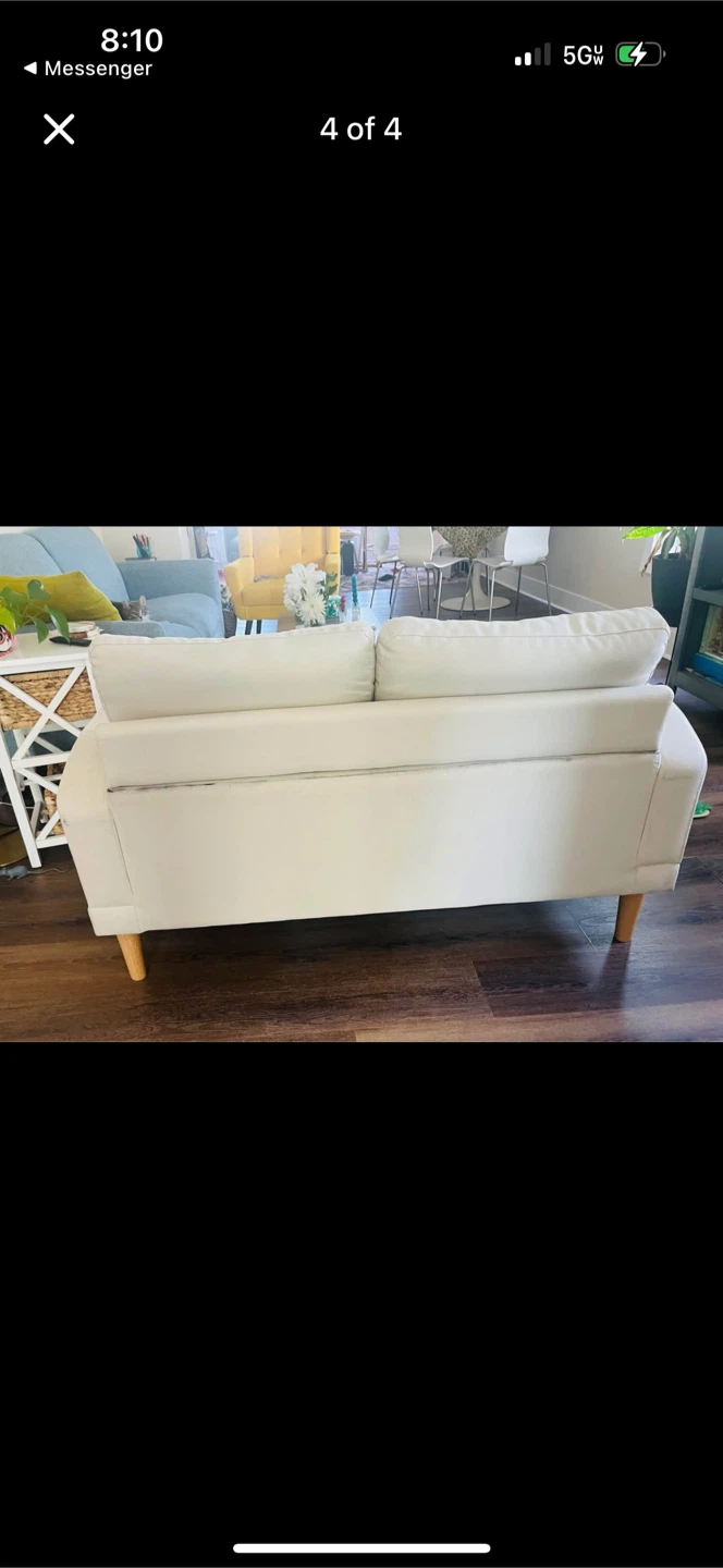 Small couch . Easy garage pick up - photo 4