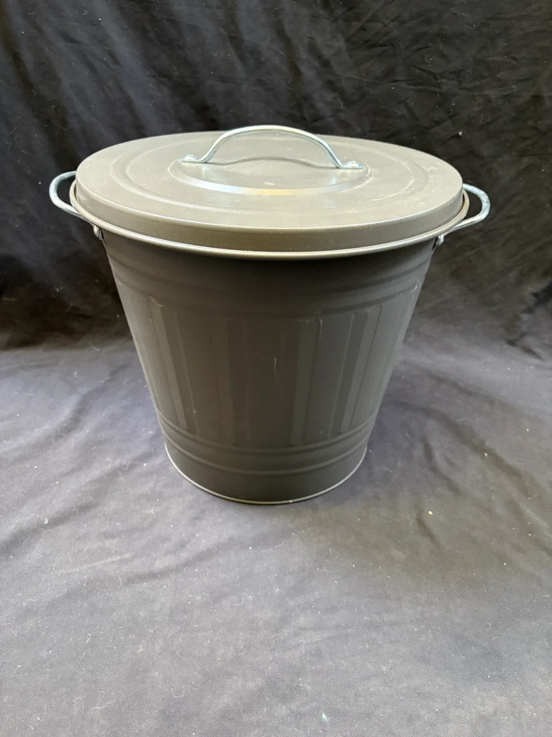 Grey Metal Bucket with Lid thumbnail