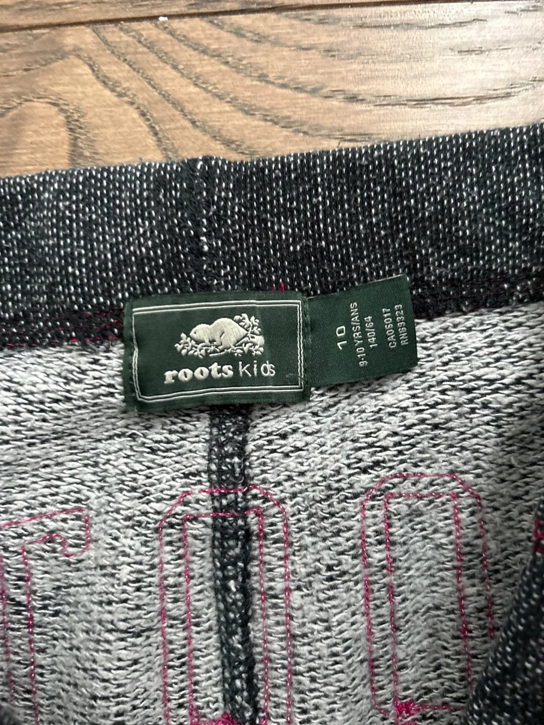 Roots Kids Grey Knit Pants Size 10 image indicator(3)