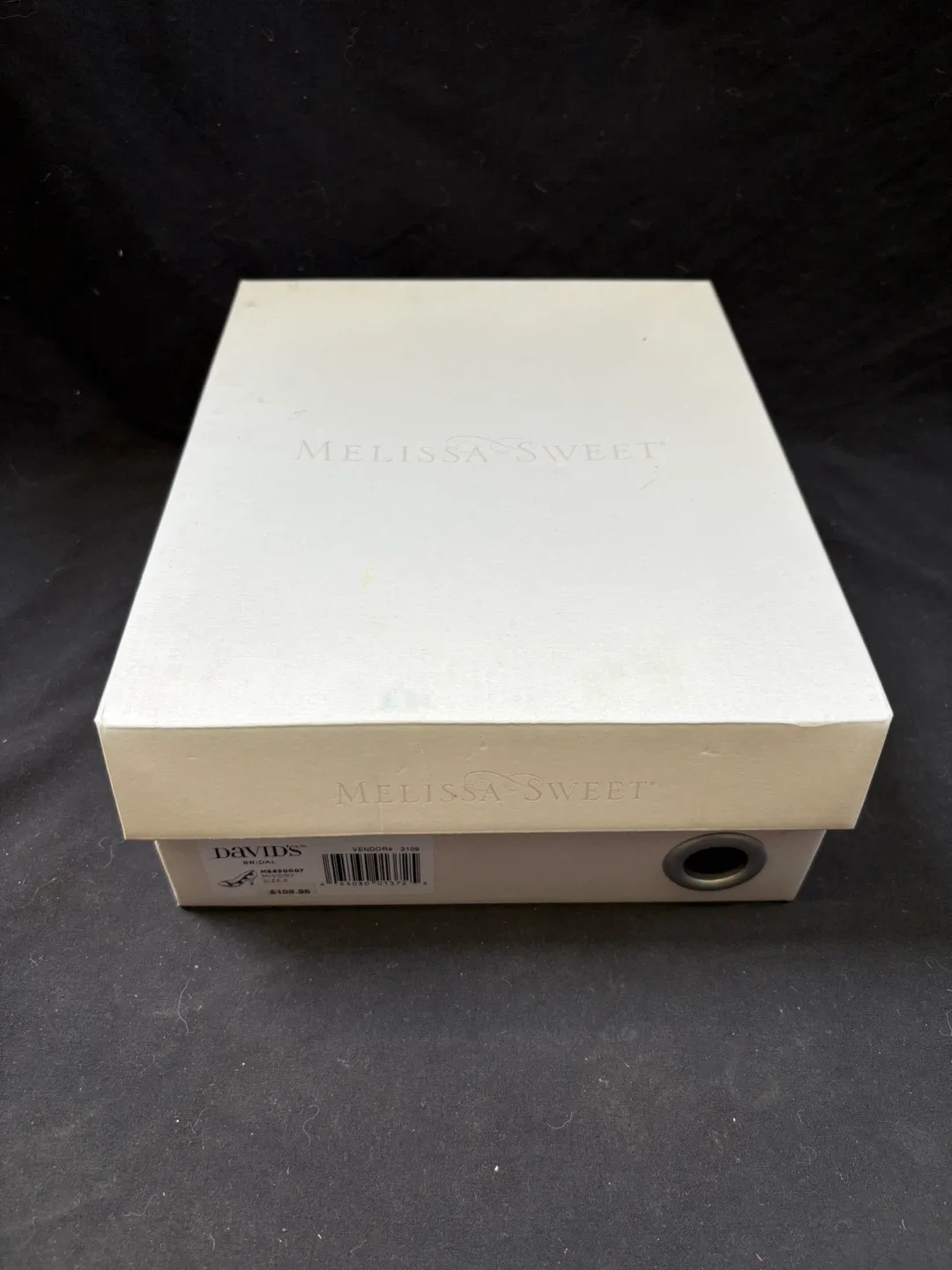 Melissa & Sweet White Heels - Size 6M image indicator(9)