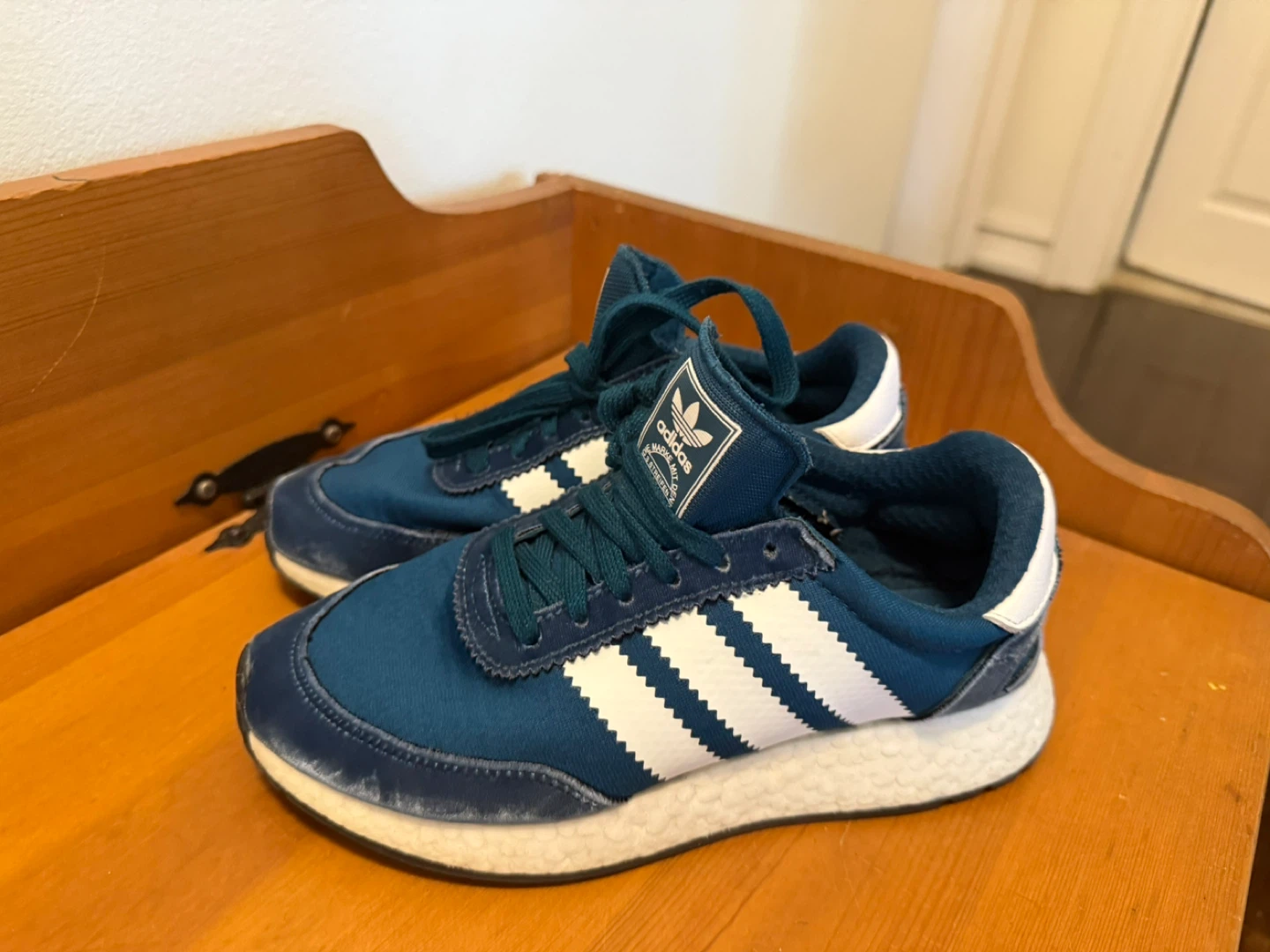 Adidas I-5923 Blue Sneakers - US 5
