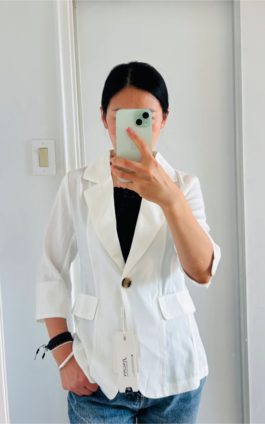 White Blazer, BNWT, Size M, fits US 4! 🥰