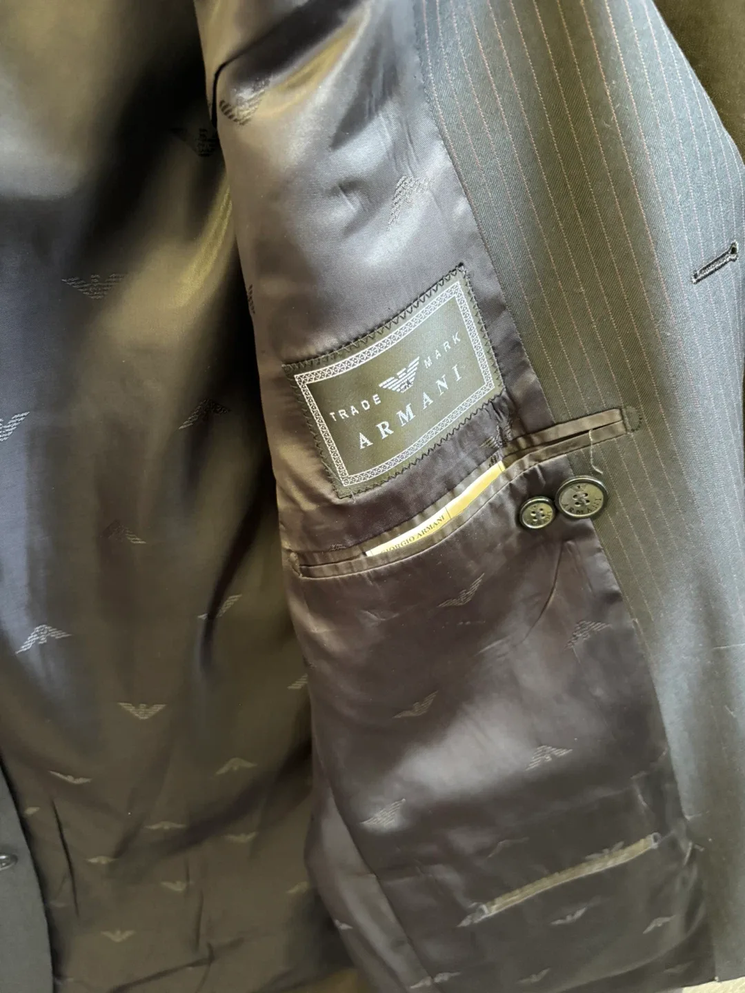 Giorgio Armani Le Collezioni Suit, Size 52 image indicator(3)