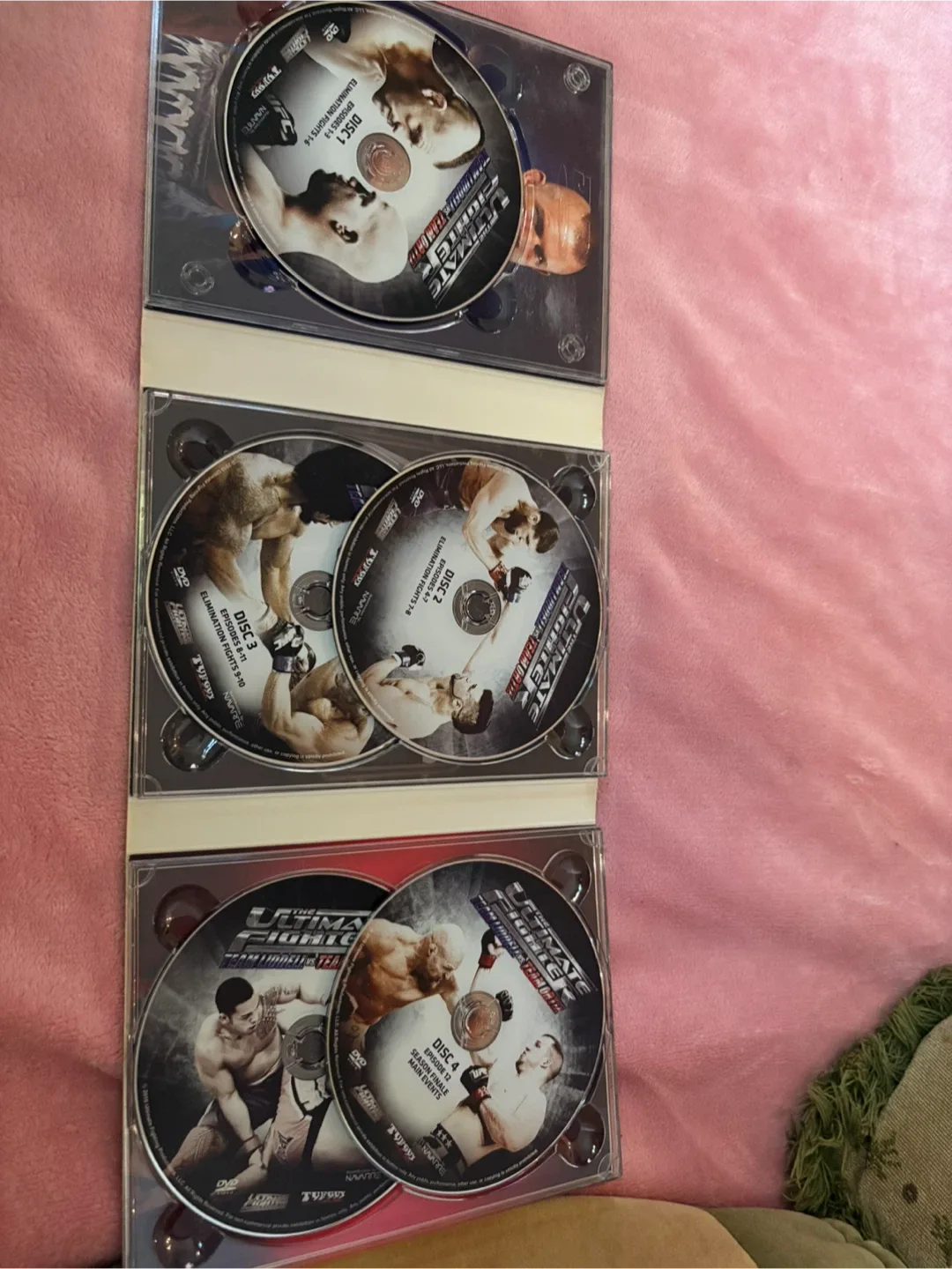 UFC The Ultimate Fighter: Team Liddell vs Team Ortiz DVD image indicator(3)